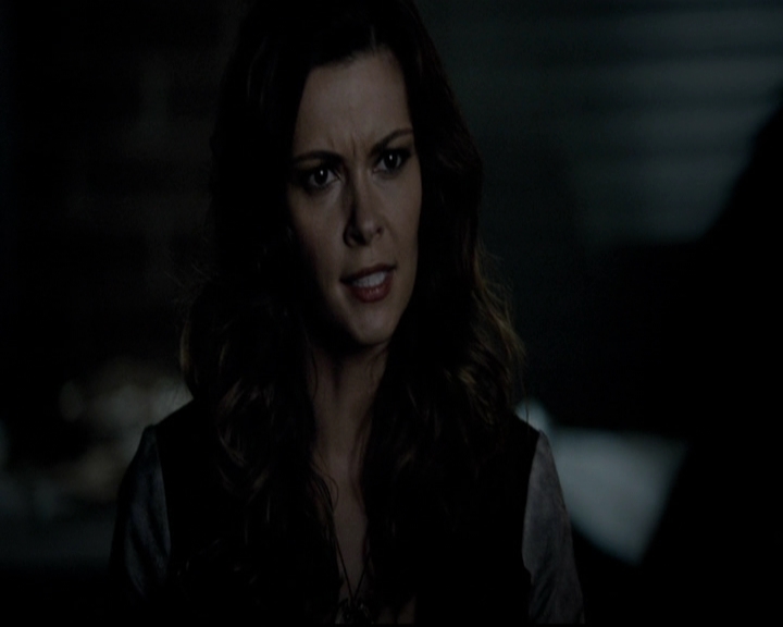 VampireDiariesWorld-dot-org_5x08DeadManOnCampus1655.jpg