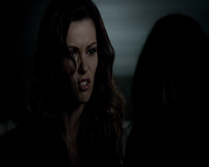 VampireDiariesWorld-dot-org_5x08DeadManOnCampus1663.jpg