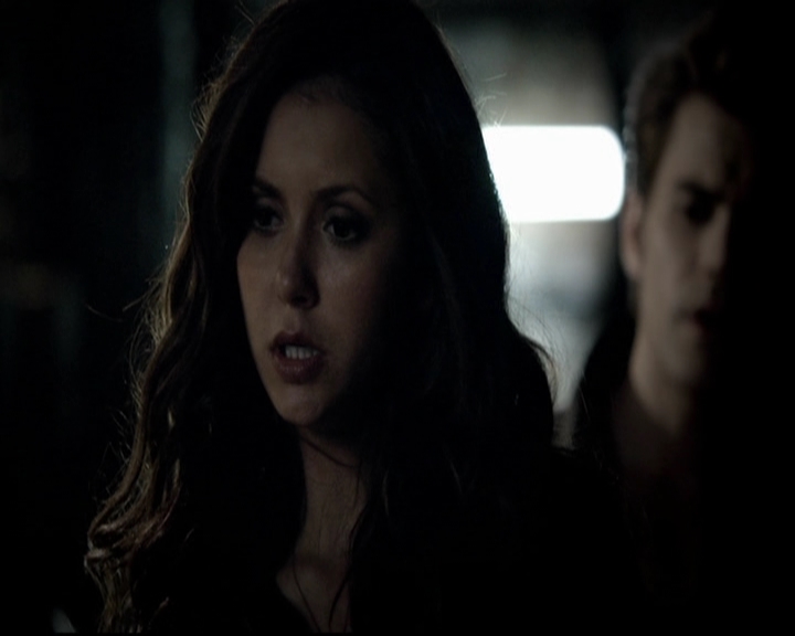 VampireDiariesWorld-dot-org_5x08DeadManOnCampus1667.jpg