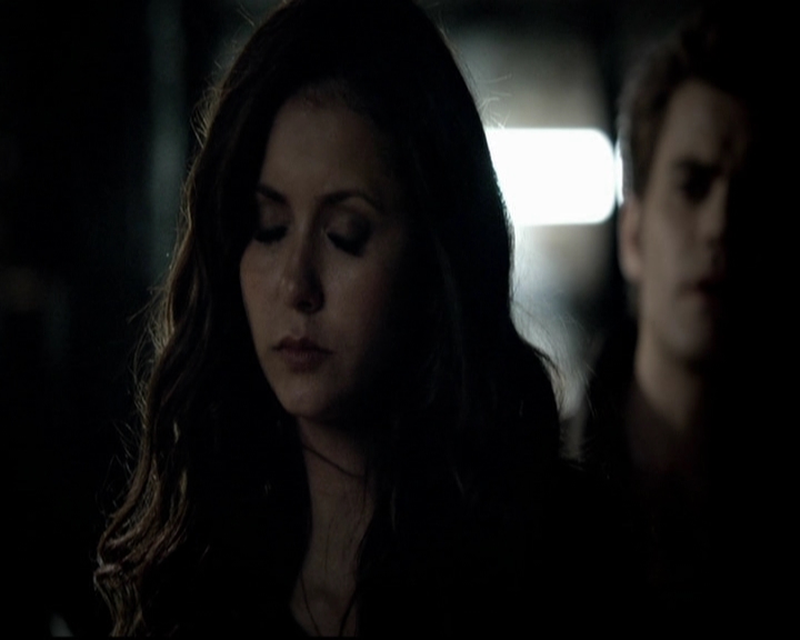 VampireDiariesWorld-dot-org_5x08DeadManOnCampus1668.jpg