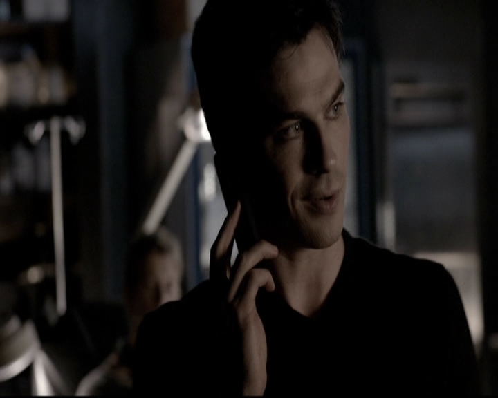 VampireDiariesWorld-dot-org_5x08DeadManOnCampus1675.jpg