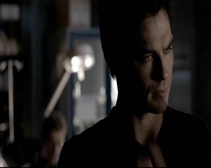 VampireDiariesWorld-dot-org_5x08DeadManOnCampus1691.jpg