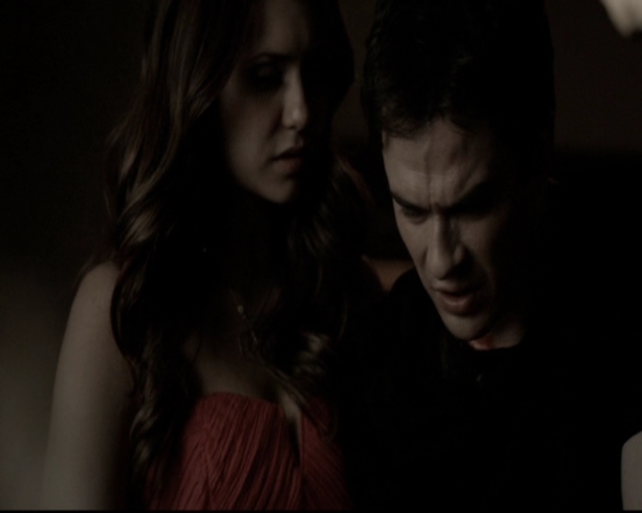 VampireDiariesWorld-dot-org_5x08DeadManOnCampus1803.jpg