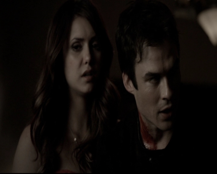 VampireDiariesWorld-dot-org_5x08DeadManOnCampus1807.jpg