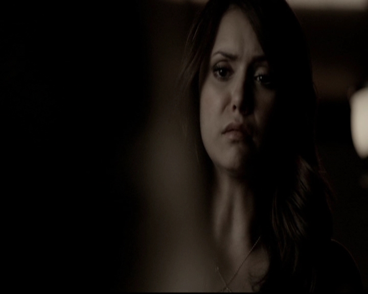 VampireDiariesWorld-dot-org_5x08DeadManOnCampus1825.jpg