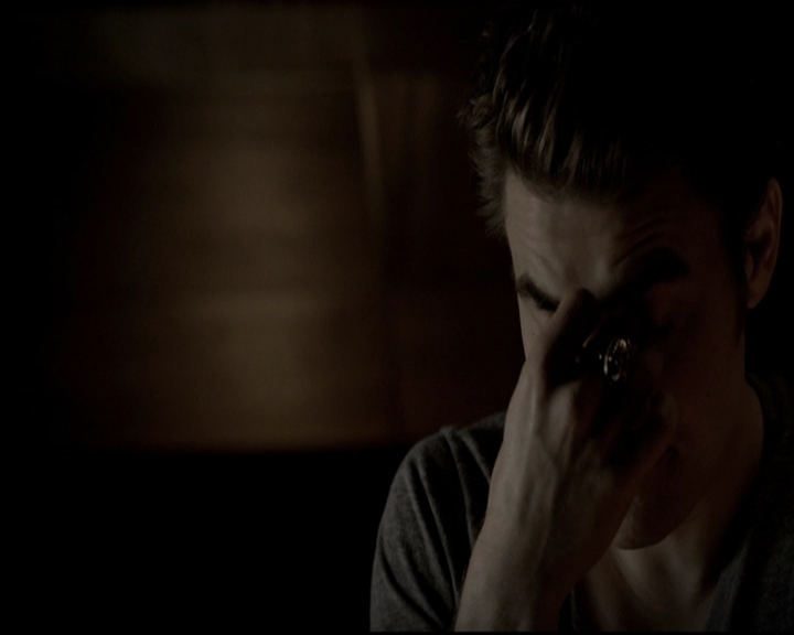 VampireDiariesWorld-dot-org_5x08DeadManOnCampus1841.jpg