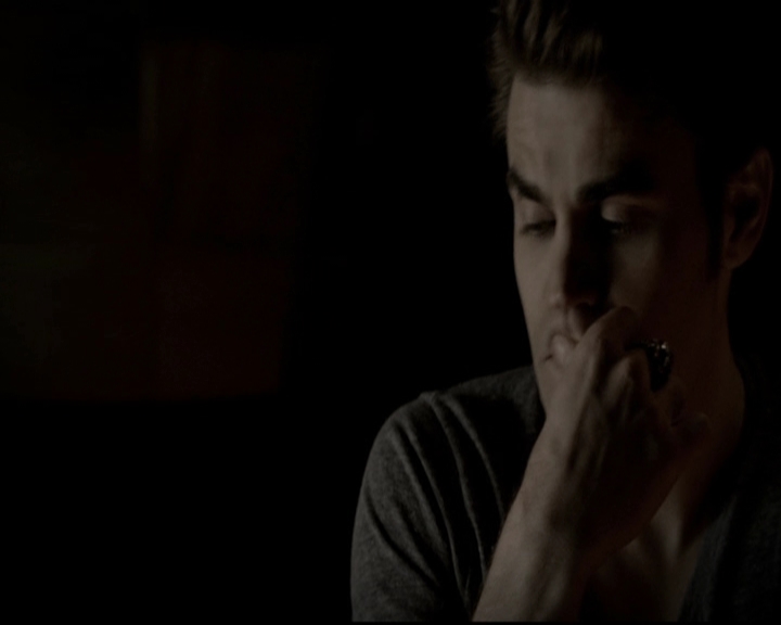 VampireDiariesWorld-dot-org_5x08DeadManOnCampus1843.jpg