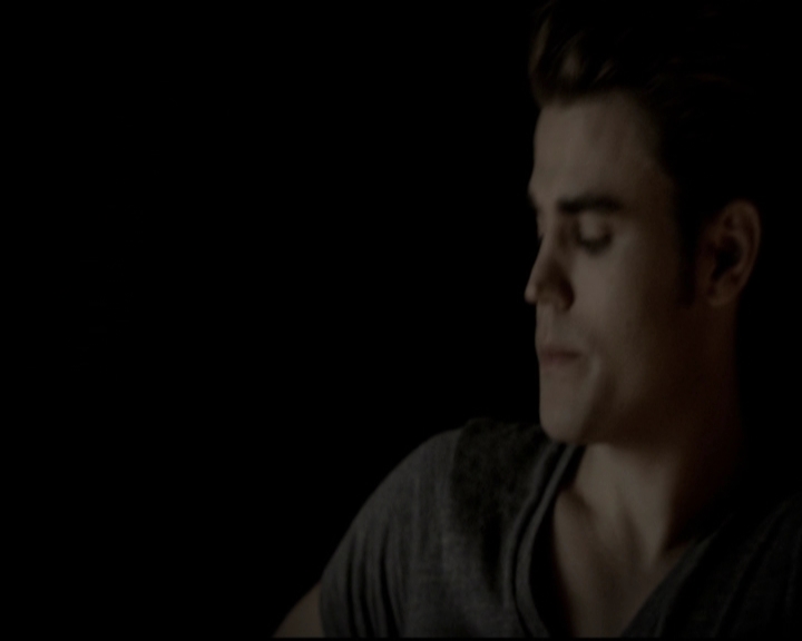 VampireDiariesWorld-dot-org_5x08DeadManOnCampus1844.jpg