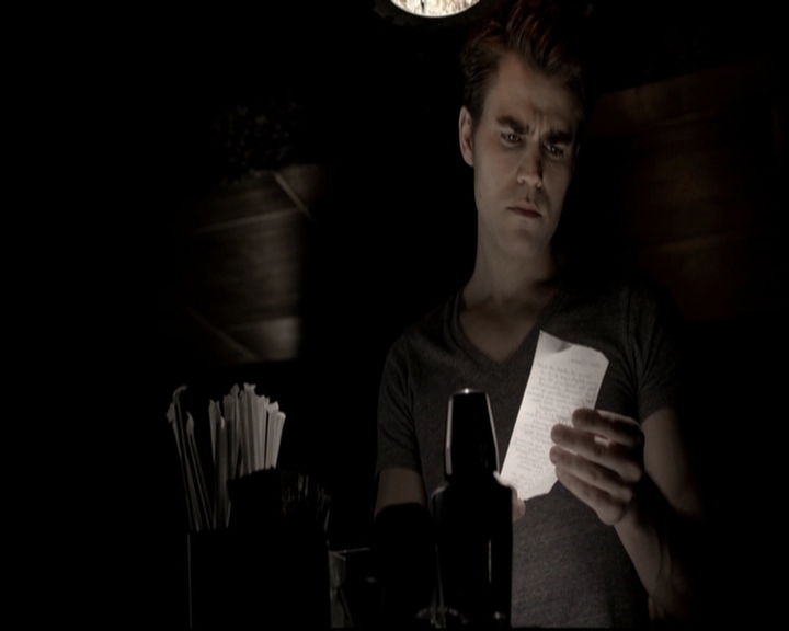 VampireDiariesWorld-dot-org_5x08DeadManOnCampus1858.jpg