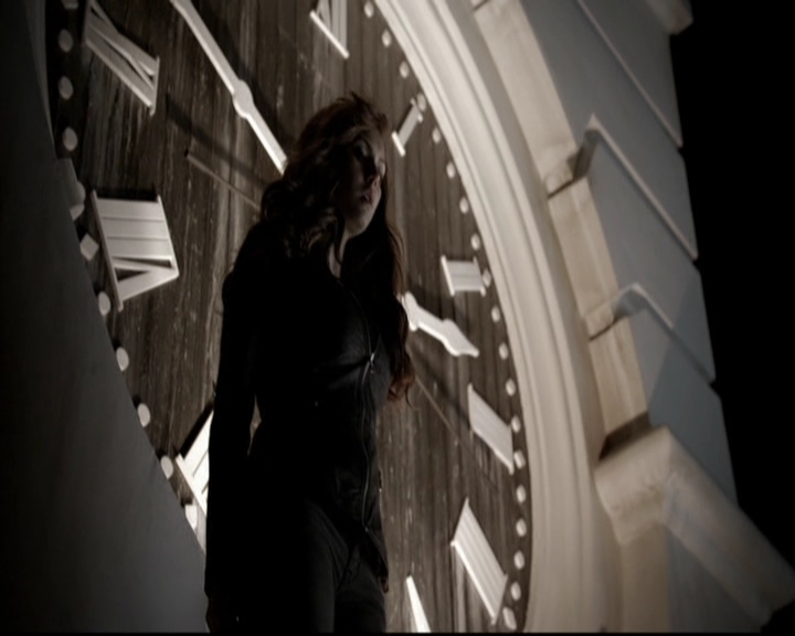 VampireDiariesWorld-dot-org_5x08DeadManOnCampus1870.jpg