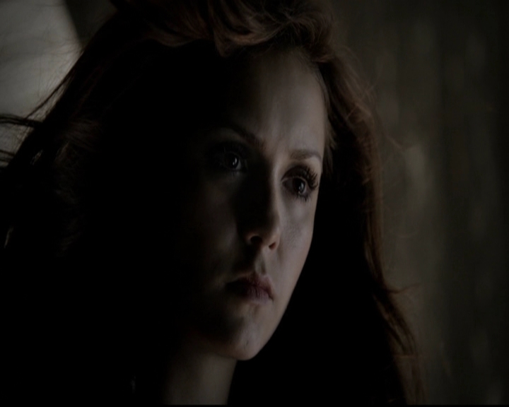 VampireDiariesWorld-dot-org_5x08DeadManOnCampus1879.jpg