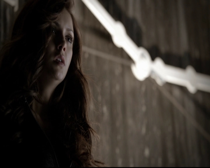 VampireDiariesWorld-dot-org_5x08DeadManOnCampus1896.jpg