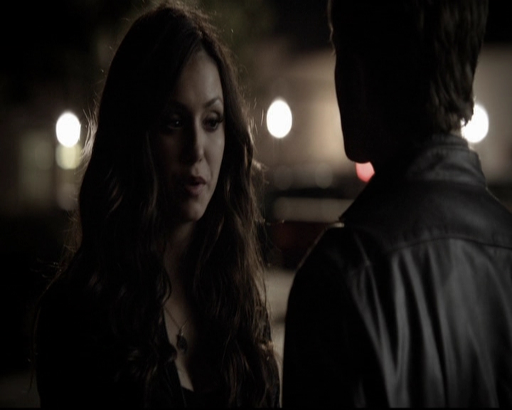 VampireDiariesWorld-dot-org_5x08DeadManOnCampus1928.jpg