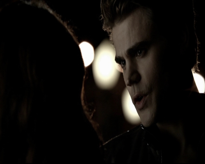 VampireDiariesWorld-dot-org_5x08DeadManOnCampus1964.jpg