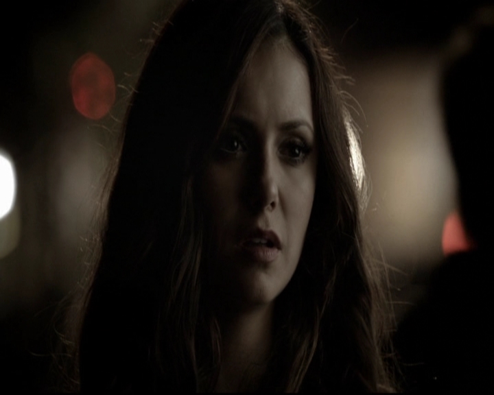 VampireDiariesWorld-dot-org_5x08DeadManOnCampus1978.jpg