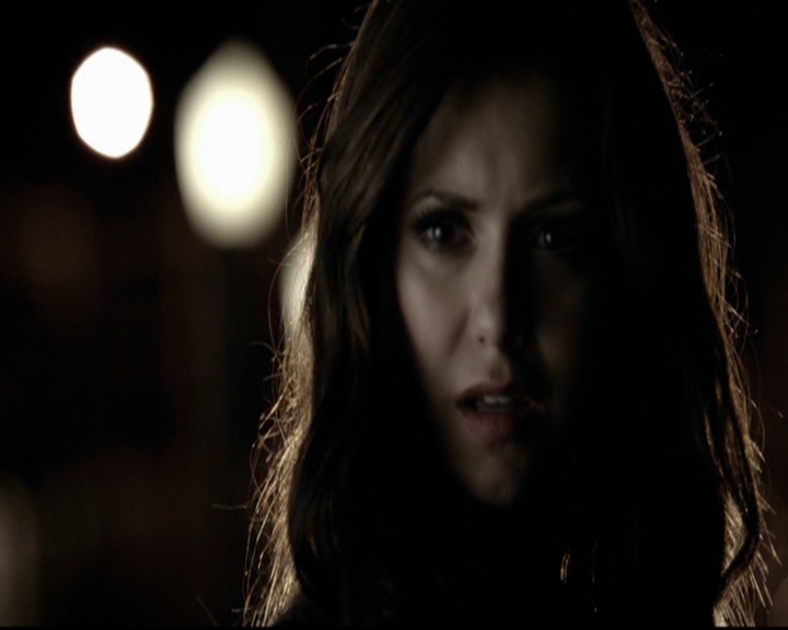 VampireDiariesWorld-dot-org_5x08DeadManOnCampus1980.jpg