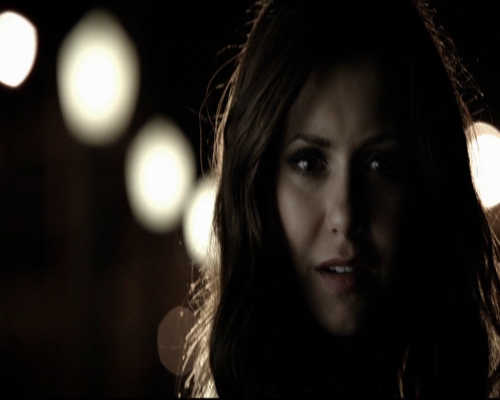 VampireDiariesWorld-dot-org_5x08DeadManOnCampus1982.jpg