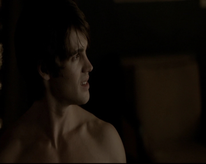 VampireDiariesWorld-dot-org_5x08DeadManOnCampus2045.jpg