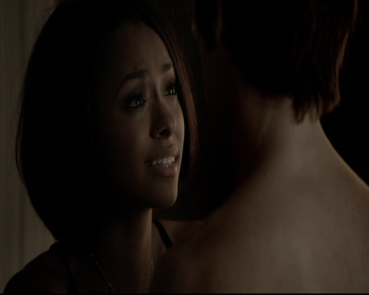 VampireDiariesWorld-dot-org_5x08DeadManOnCampus2095.jpg