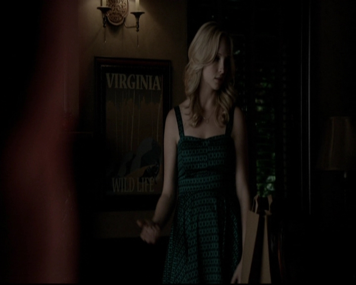 VampireDiariesWorld-dot-org_5x08DeadManOnCampus2159.jpg