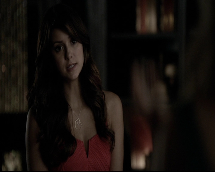 VampireDiariesWorld-dot-org_5x08DeadManOnCampus2178.jpg