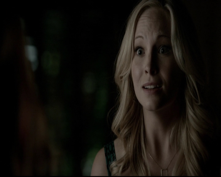 VampireDiariesWorld-dot-org_5x08DeadManOnCampus2186.jpg