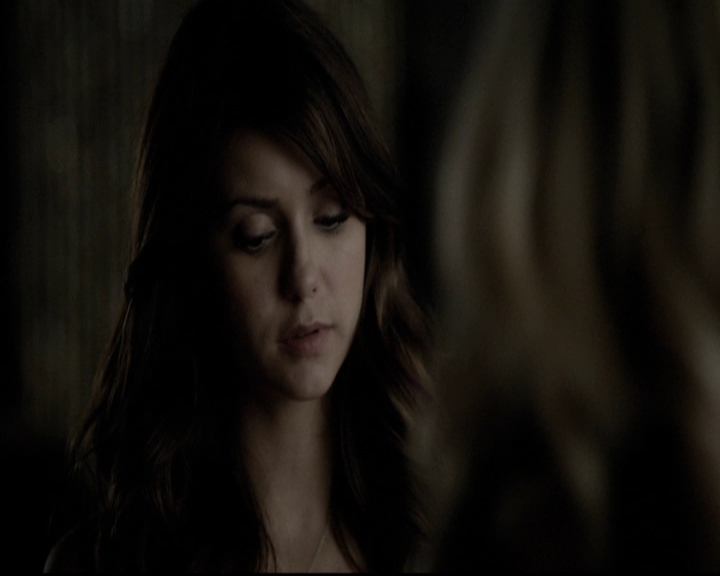 VampireDiariesWorld-dot-org_5x08DeadManOnCampus2206.jpg