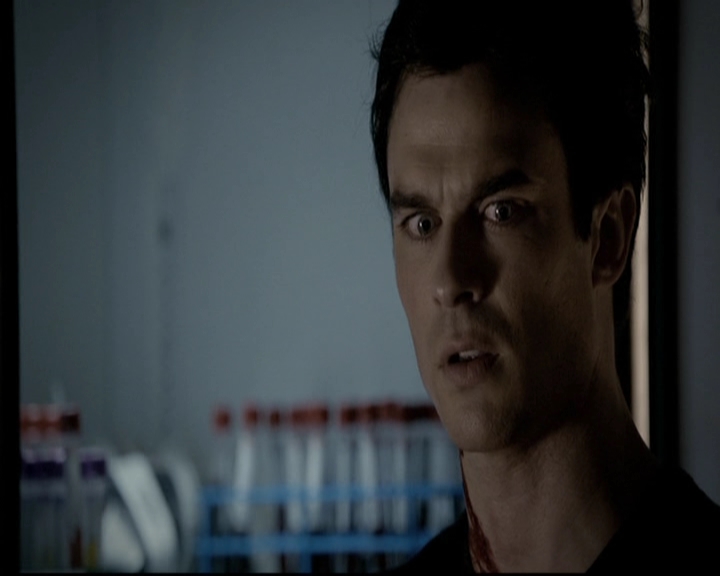 VampireDiariesWorld-dot-org_5x08DeadManOnCampus2261.jpg