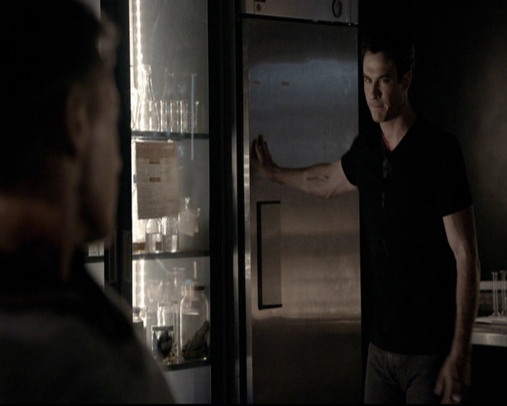 VampireDiariesWorld-dot-org_5x08DeadManOnCampus2273.jpg