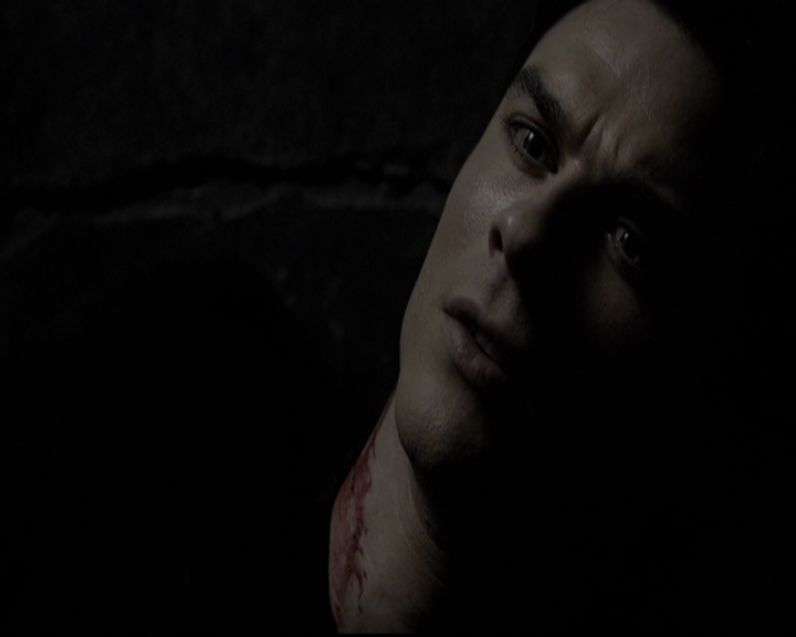 VampireDiariesWorld-dot-org_5x09TheCell0139.jpg