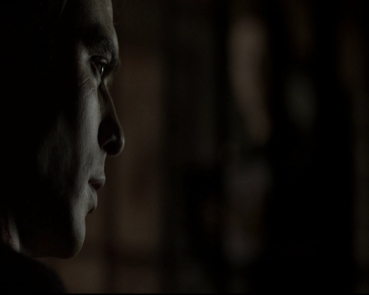 VampireDiariesWorld-dot-org_5x09TheCell0432.jpg