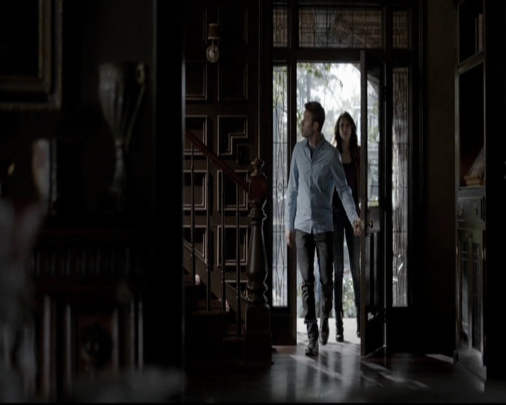 VampireDiariesWorld-dot-org_5x09TheCell0506.jpg