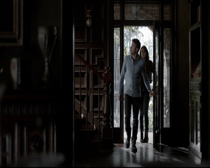 VampireDiariesWorld-dot-org_5x09TheCell0507.jpg