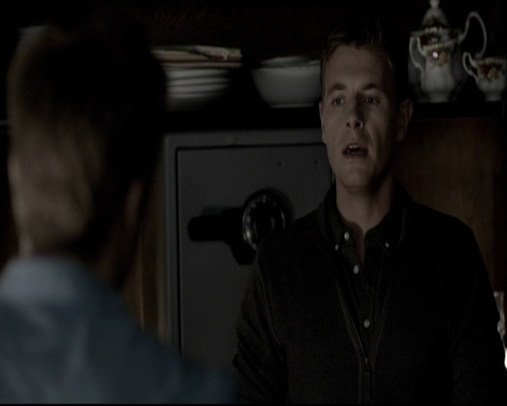 VampireDiariesWorld-dot-org_5x09TheCell0635.jpg