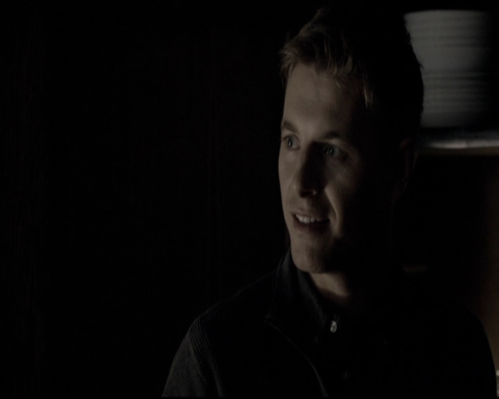 VampireDiariesWorld-dot-org_5x09TheCell0671.jpg