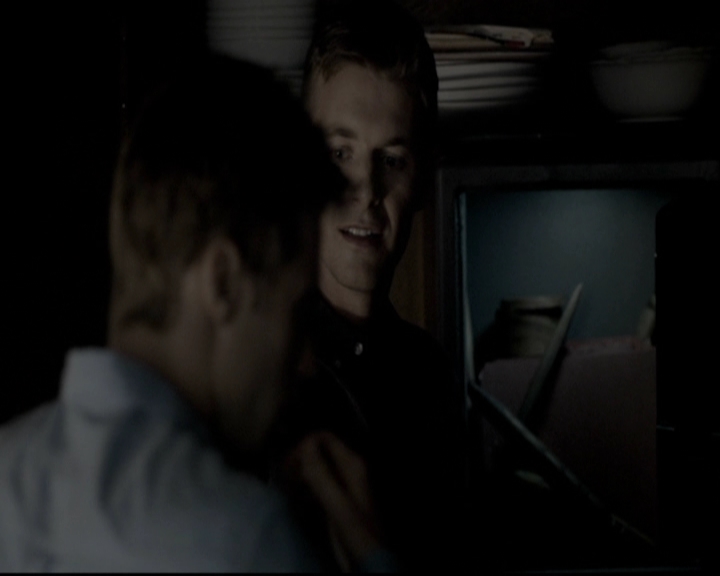 VampireDiariesWorld-dot-org_5x09TheCell0672.jpg