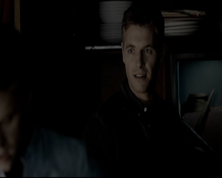 VampireDiariesWorld-dot-org_5x09TheCell0674.jpg