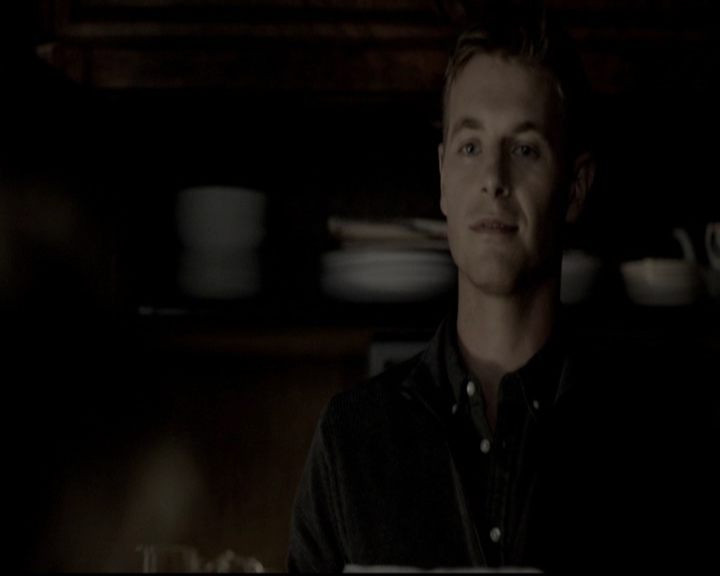 VampireDiariesWorld-dot-org_5x09TheCell0692.jpg