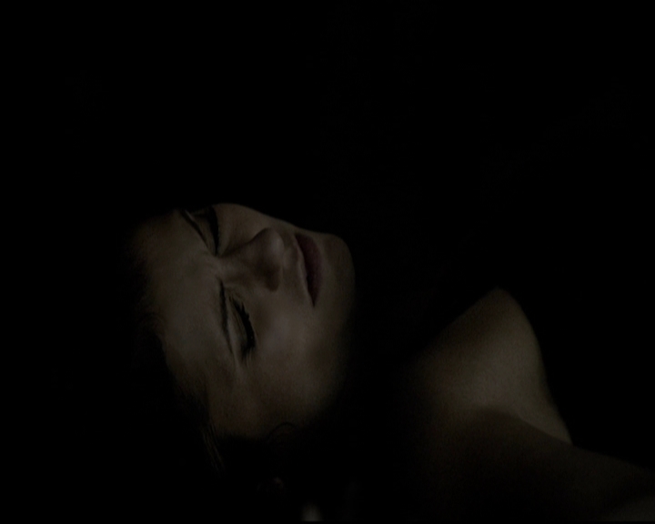 VampireDiariesWorld-dot-org_5x09TheCell0704.jpg