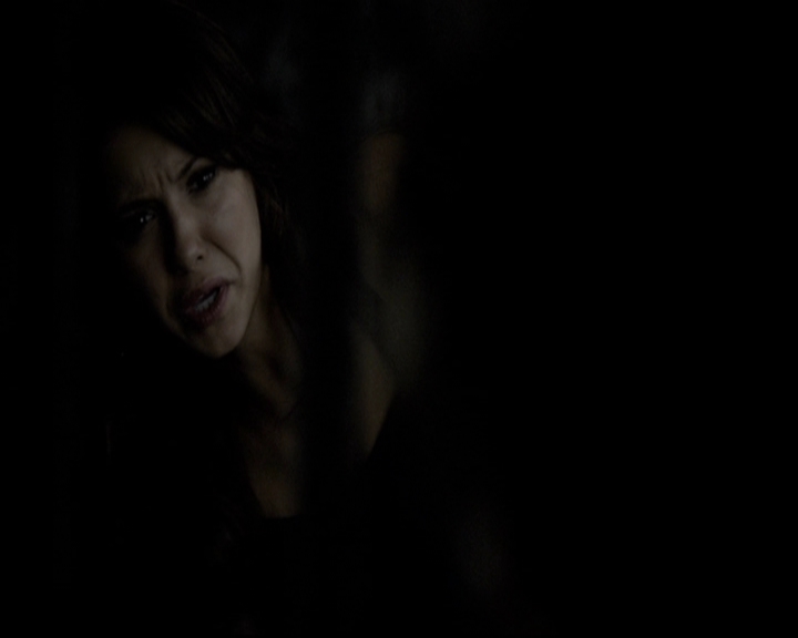 VampireDiariesWorld-dot-org_5x09TheCell0720.jpg