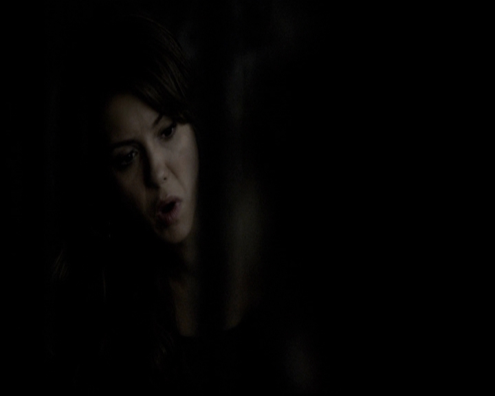 VampireDiariesWorld-dot-org_5x09TheCell0721.jpg