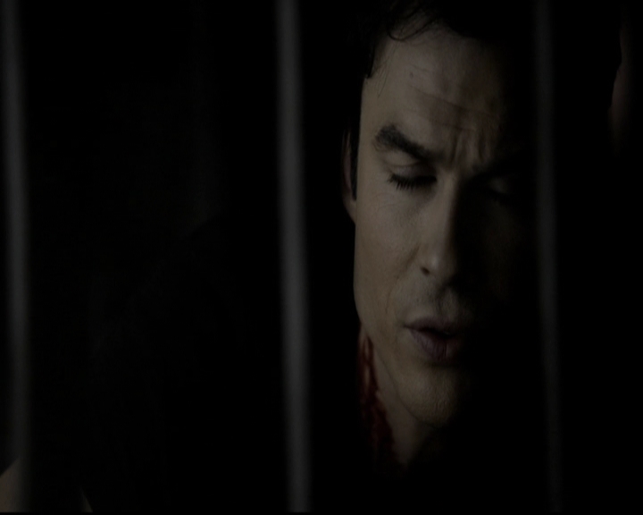 VampireDiariesWorld-dot-org_5x09TheCell0722.jpg