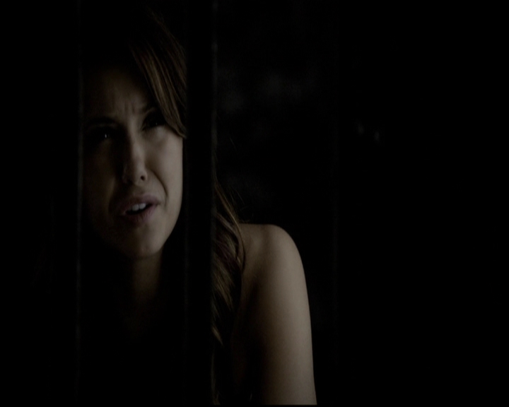 VampireDiariesWorld-dot-org_5x09TheCell0798.jpg