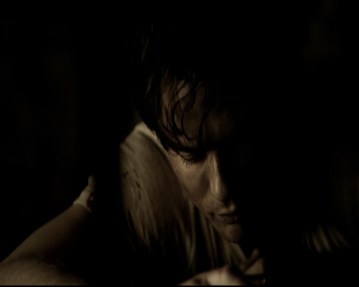 VampireDiariesWorld-dot-org_5x09TheCell0814.jpg