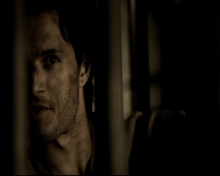 VampireDiariesWorld-dot-org_5x09TheCell0833.jpg