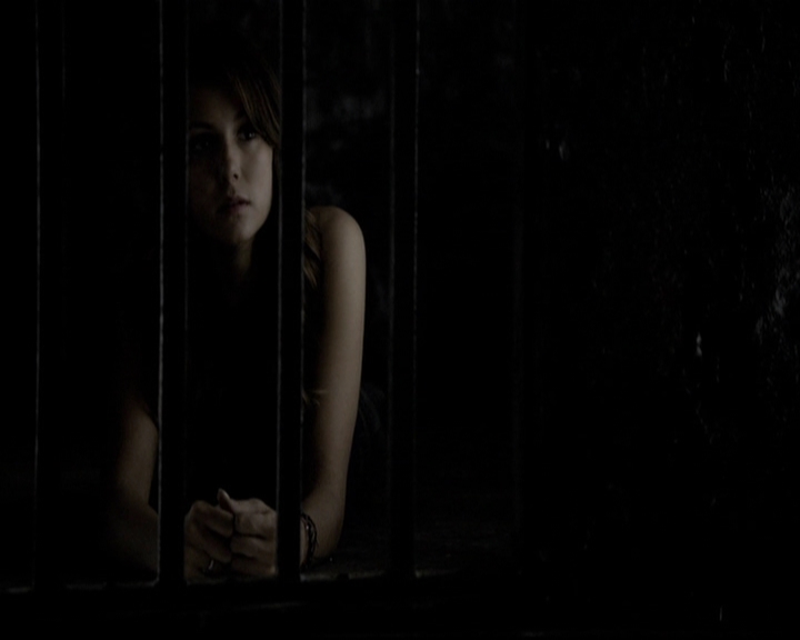 VampireDiariesWorld-dot-org_5x09TheCell0859.jpg