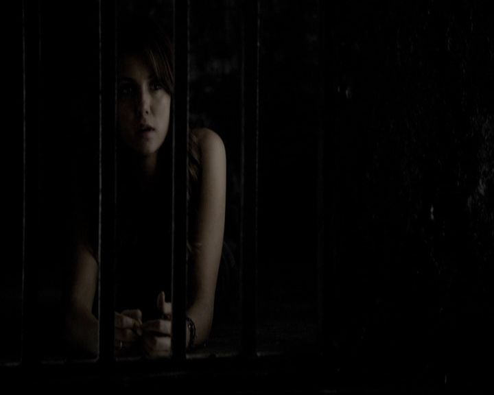 VampireDiariesWorld-dot-org_5x09TheCell0862.jpg