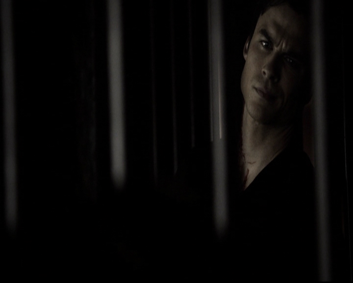 VampireDiariesWorld-dot-org_5x09TheCell0885.jpg