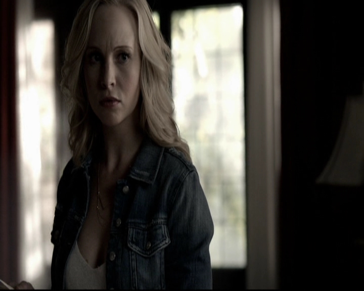 VampireDiariesWorld-dot-org_5x09TheCell0943.jpg