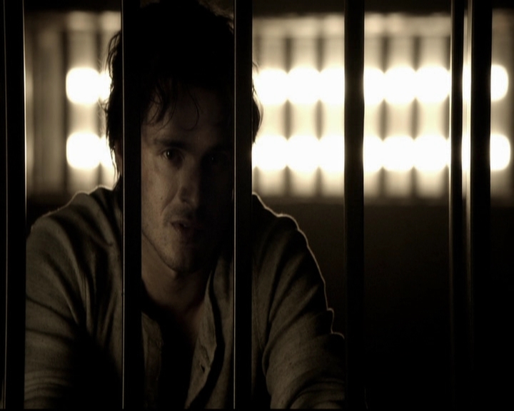 VampireDiariesWorld-dot-org_5x09TheCell1084.jpg